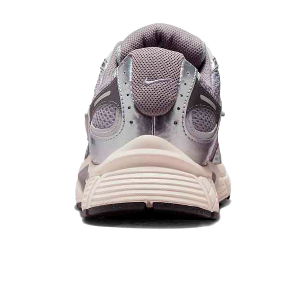 Nike zapatilla moda hombre V5 RNR MARRON vista trasera