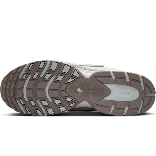 NIKE V5 RNR NBK gris