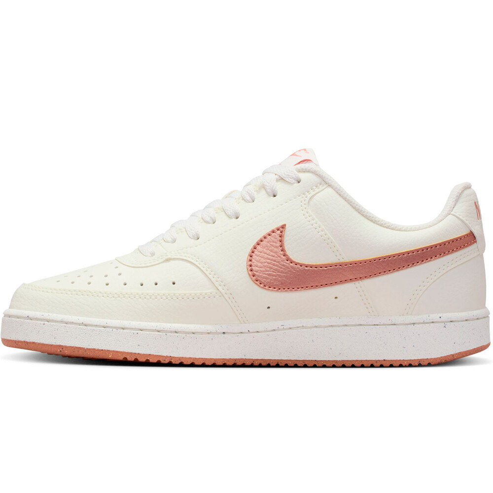 Nike zapatilla moda mujer COURT VISION LOW NEXT NATURE MARRON puntera
