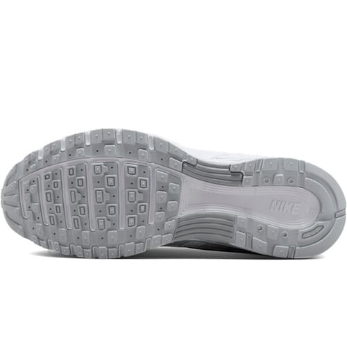 NIKE P-6000 blanco