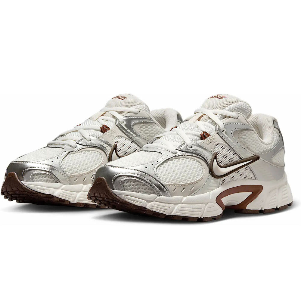 Nike zapatilla moda mujer V5 RNR MARRON lateral interior