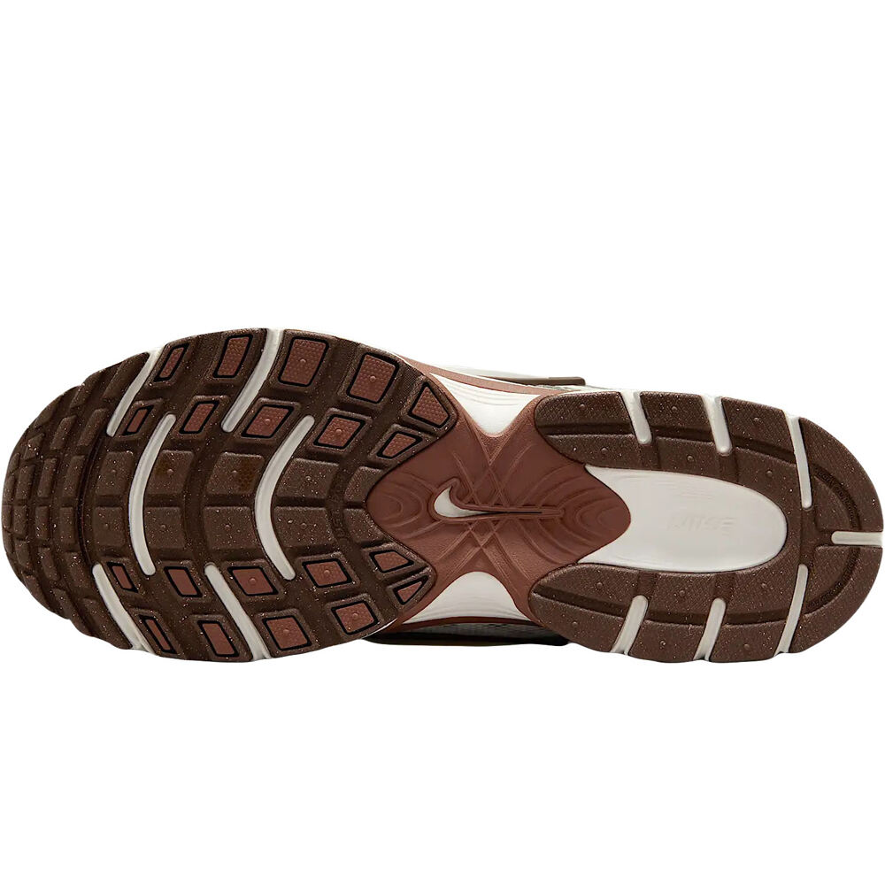 Nike zapatilla moda mujer V5 RNR MARRON vista superior