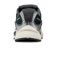 Nike zapatilla moda mujer V5 RNR VERDE vista trasera