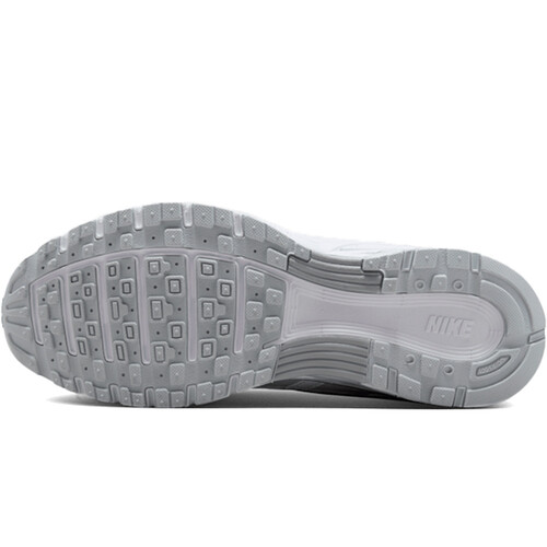 NIKE P-6000 blanco