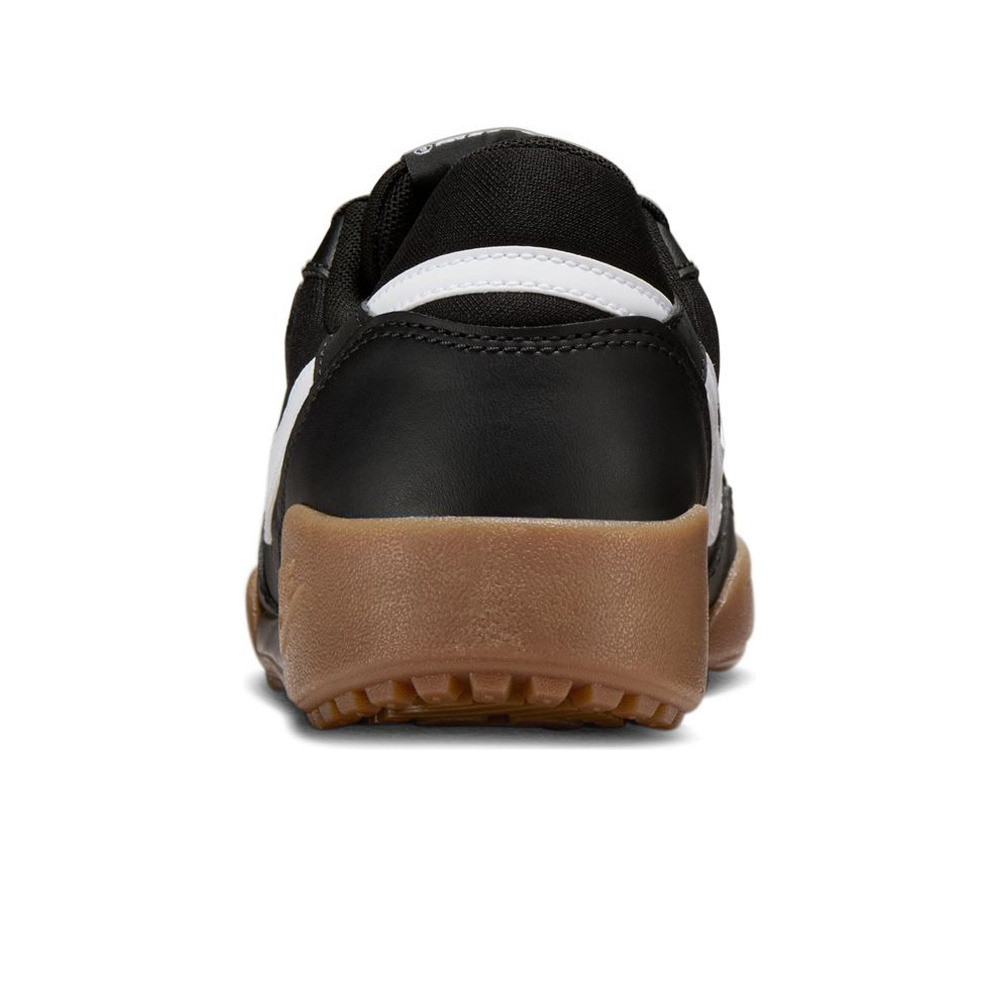 Nike zapatilla moda niño TERRA MANTA NEGRO vista trasera