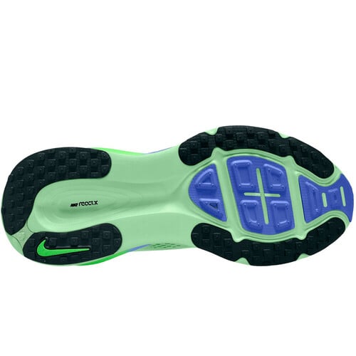 NIKE VOMERO 18 verde