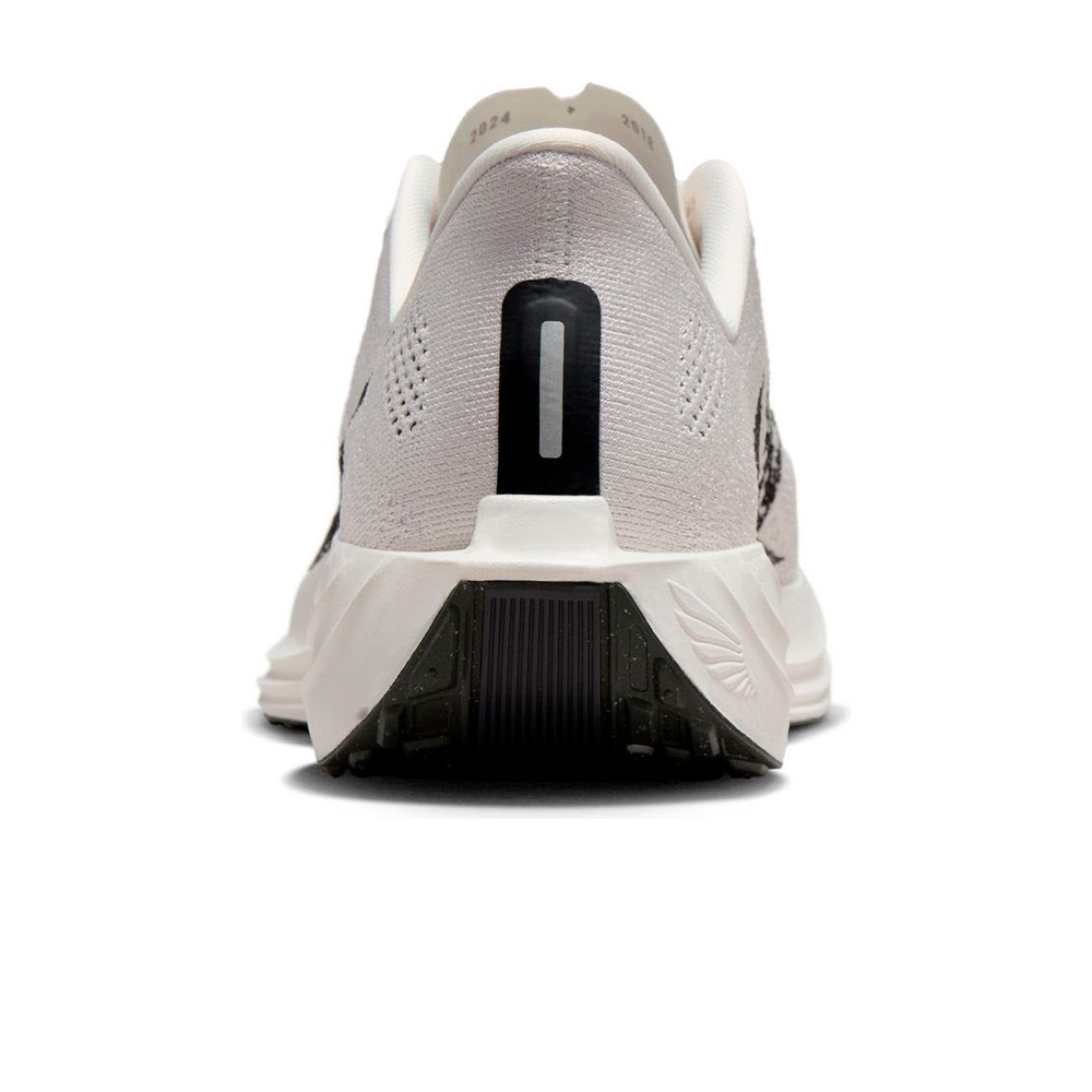 Nike zapatilla running hombre PEGASUS PLUS RUN BLANCO vista trasera