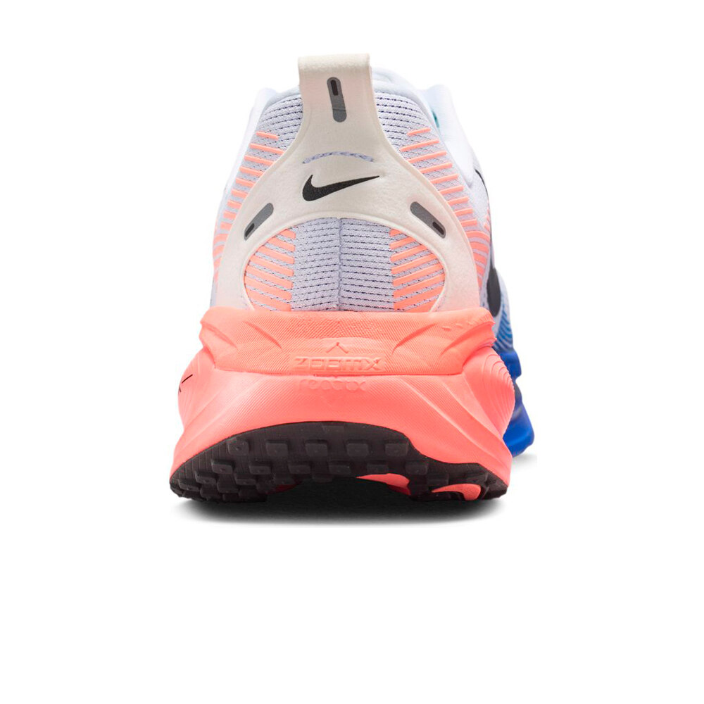 Nike zapatilla running hombre VOMERO 18 BLANCO vista trasera