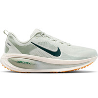 Nike zapatilla running hombre VOMERO 18 VERDE lateral exterior