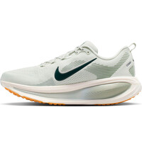 Nike zapatilla running hombre VOMERO 18 VERDE puntera