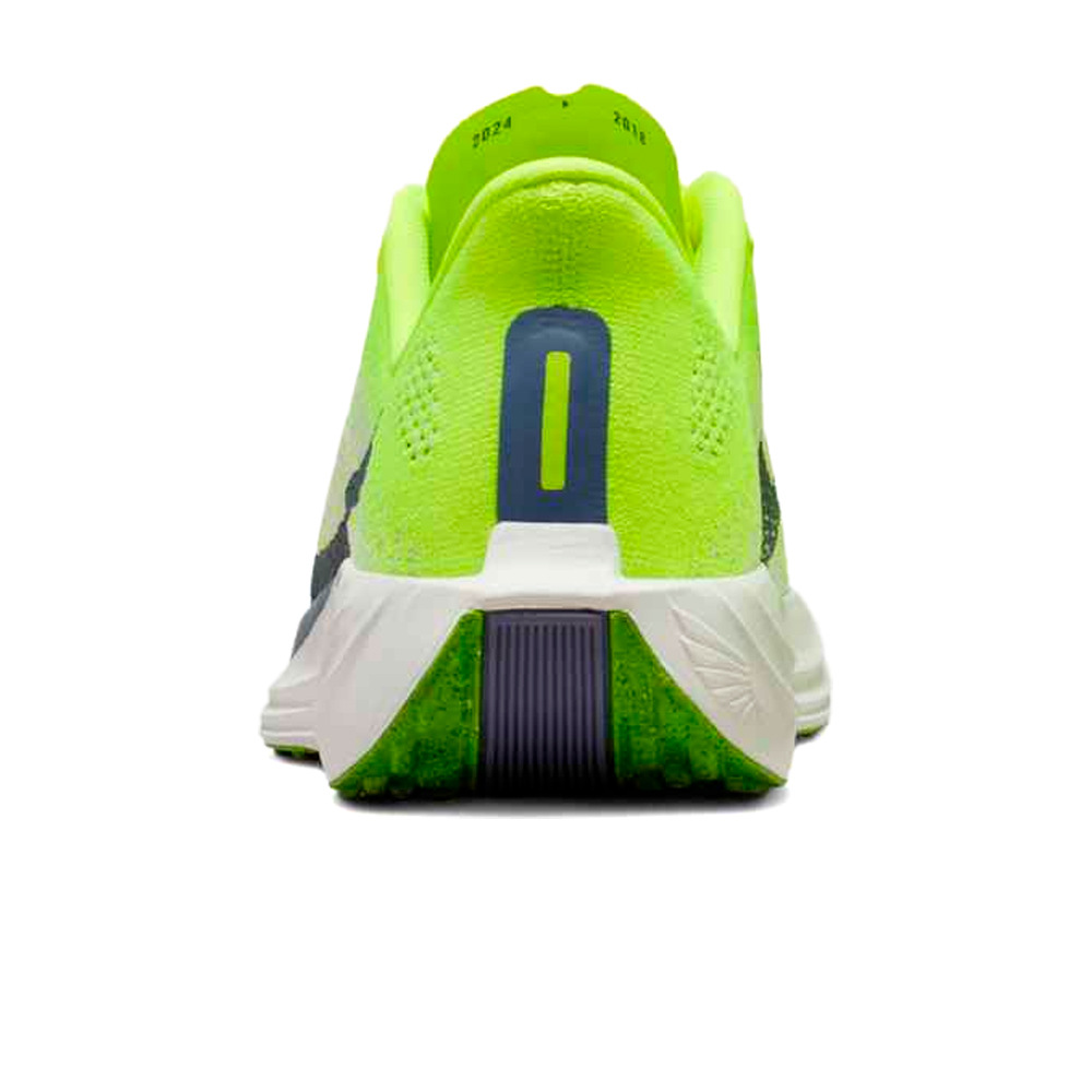 Nike zapatilla running mujer PEGASUS PLUS MORADO vista trasera