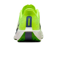 Nike zapatilla running mujer PEGASUS PLUS MORADO vista trasera
