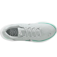 Nike zapatilla running mujer REVOLUTION 8 BLANCO vista trasera