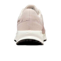 Nike zapatilla running mujer RUN DEFY MARRON vista trasera