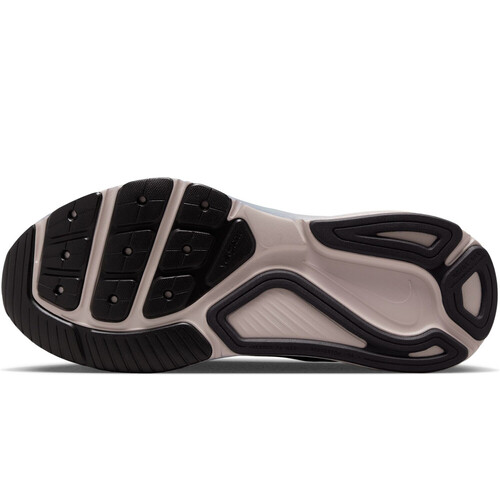NIKE STRUCTURE 26 SE morado