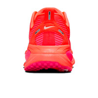 Nike zapatilla running mujer VOMERO 18 ROSA vista trasera
