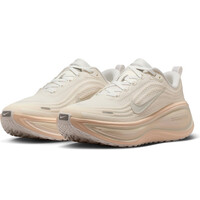 Nike zapatilla running mujer VOMERO PLUS ESS BLANCO lateral interior