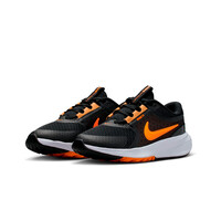 Nike zapatilla running niño STAR RUNNER 5 NEGRO vista trasera