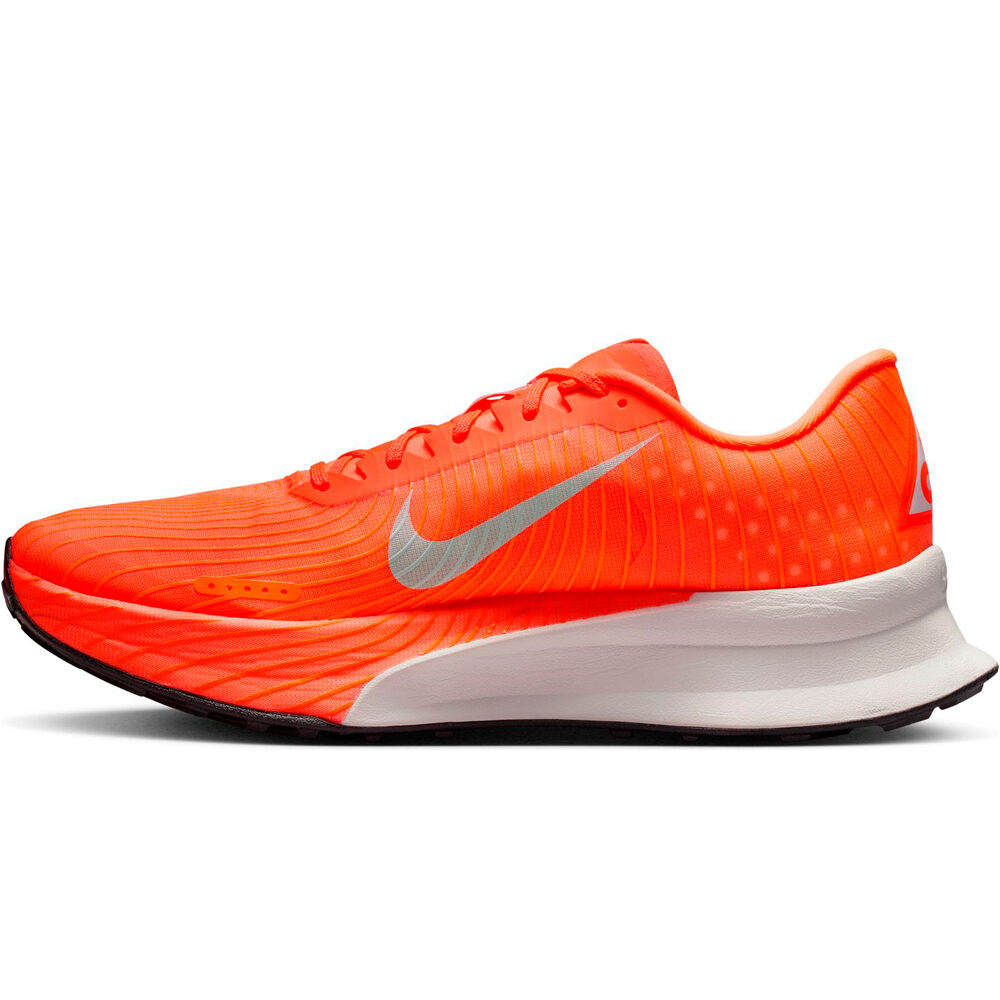 Nike zapatillas trail hombre ACG ULTRAFLY TRAIL NARANJA puntera