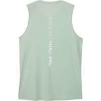 Nnormal camisetas trail running tirantes hombre RACE VERDE vista detalle