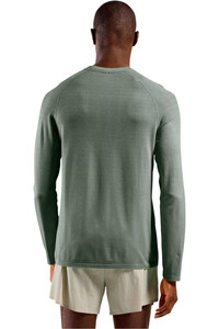 Odlo camiseta montaña manga larga hombre ESSENTIAL SEAMLESS GRIS vista trasera