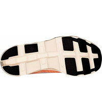 On zapatilla running hombre CLOUDMONSTER 2 GRIS vista trasera