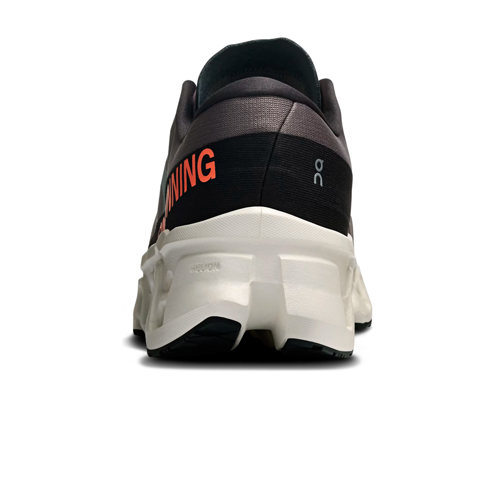 On zapatilla running hombre CLOUDMONSTER 3 GRIS vista trasera