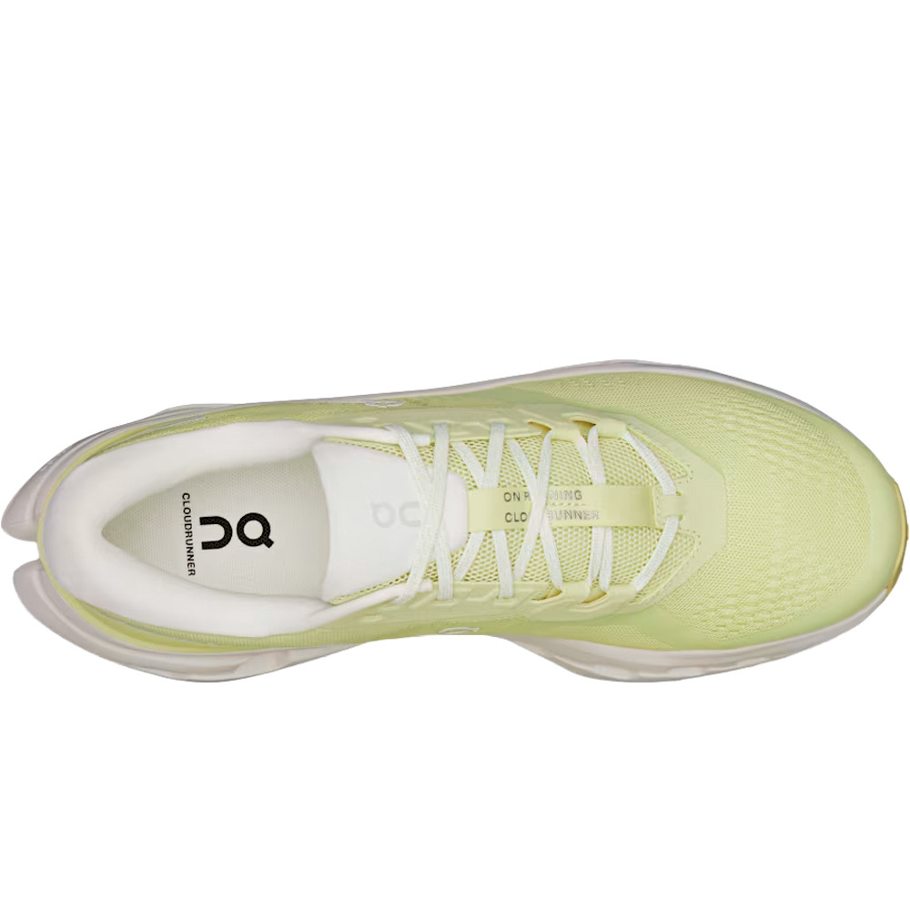 On zapatilla running hombre CLOUDRUNNER 3 AMARILLO 05