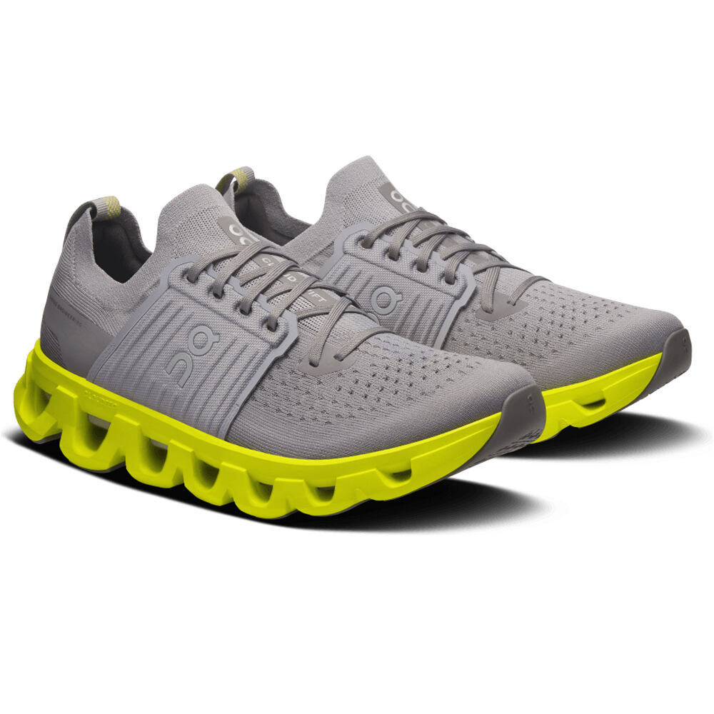 On zapatilla running hombre CLOUDSWIFT 4 GRIS lateral interior
