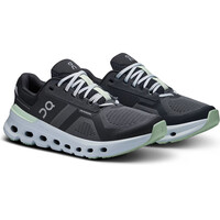 On zapatilla running mujer CLOUDRUNNER 2 NEGRO lateral interior
