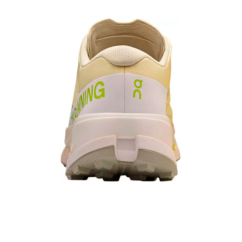 On zapatillas trail hombre CLOUDULTRA 3 AMARILLO puntera