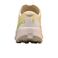 On zapatillas trail hombre CLOUDULTRA 3 AMARILLO puntera