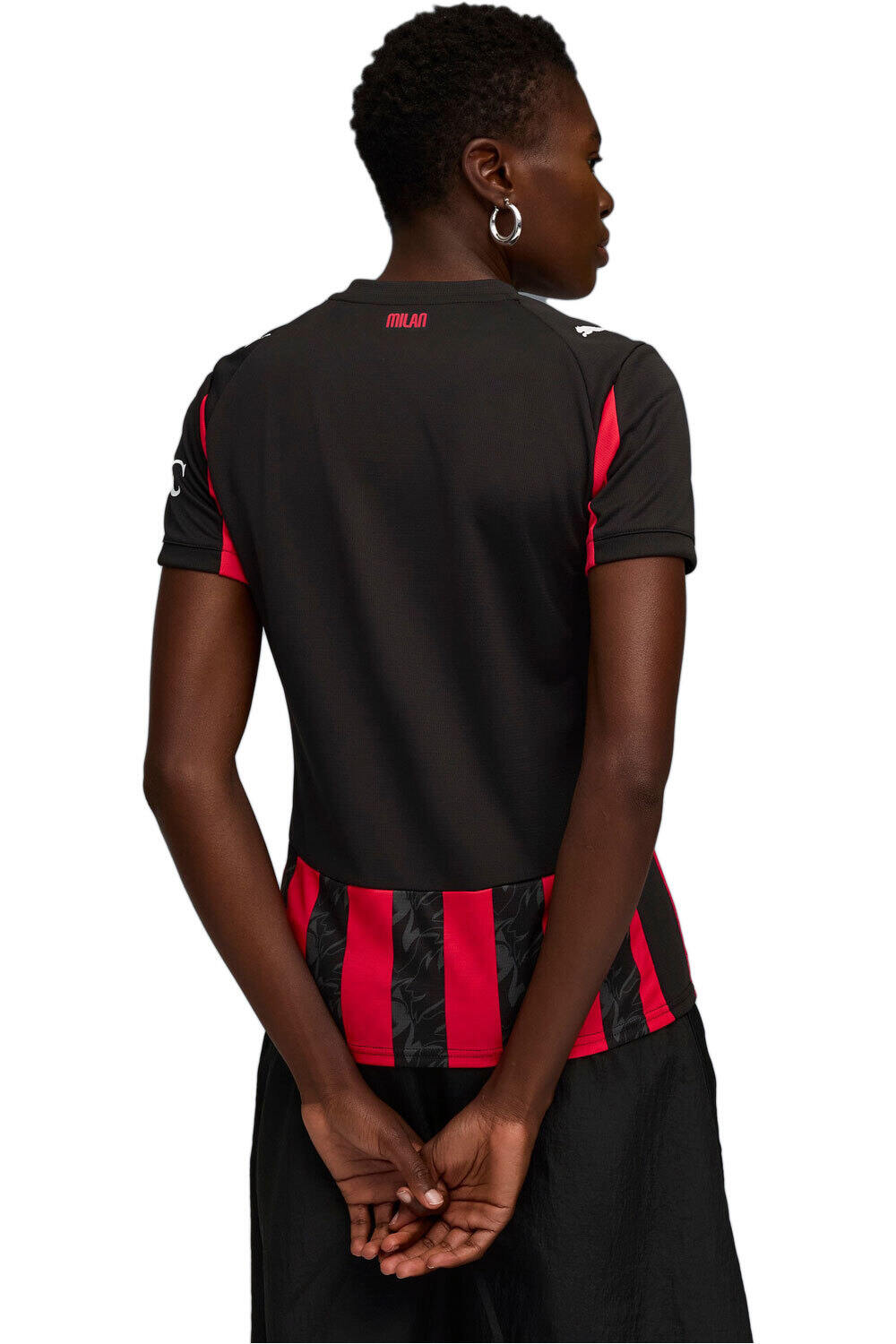 Puma camiseta de fútbol oficiales MILAN 25/26 PRIMERA EQUIPACION ROJO vista trasera
