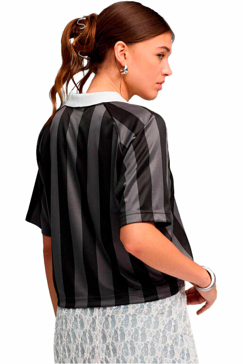 Puma camiseta manga corta mujer ESSENTIALS NEGRO vista trasera