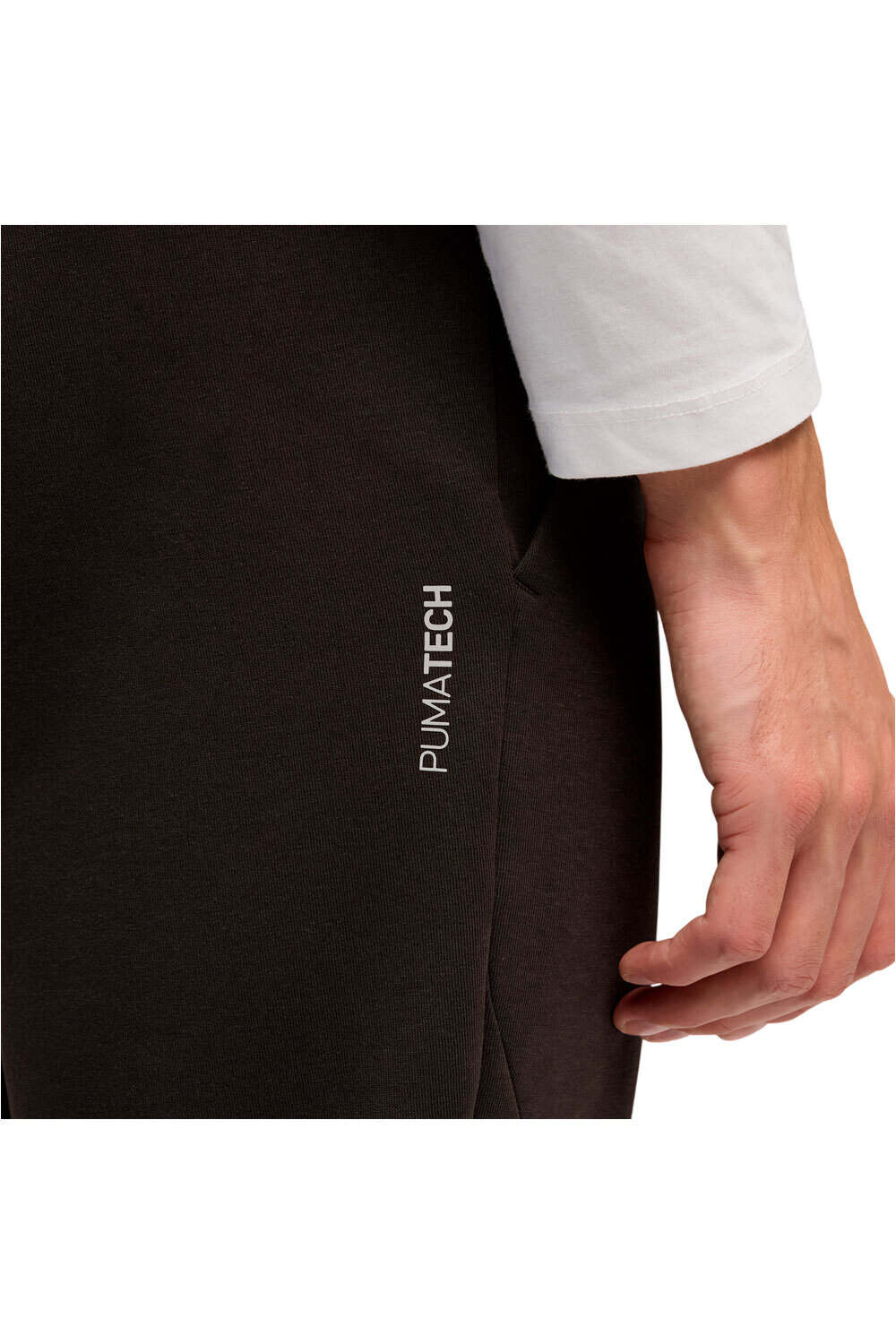 Puma pantalón hombre PUMATECH NEGRO vista detalle