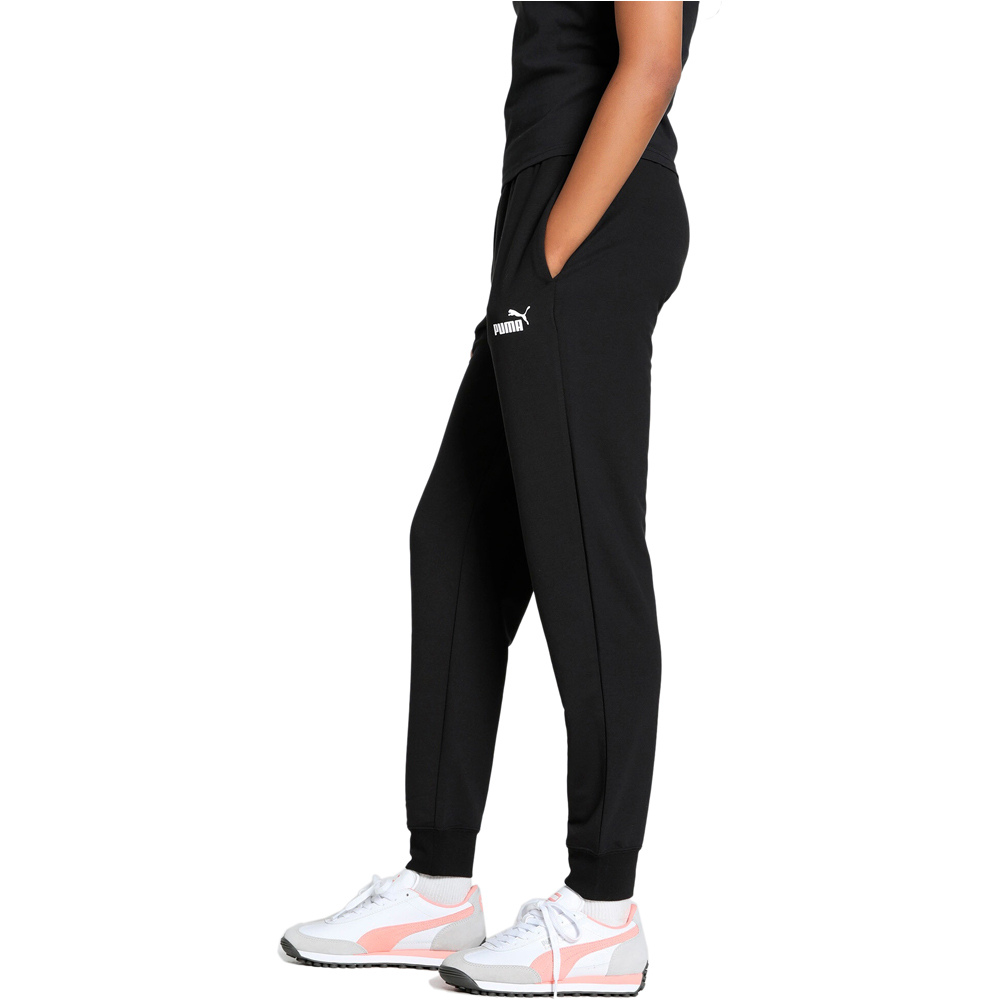 Puma pantalón mujer ESSENTIALS SMALL LOGO NEGRO 05