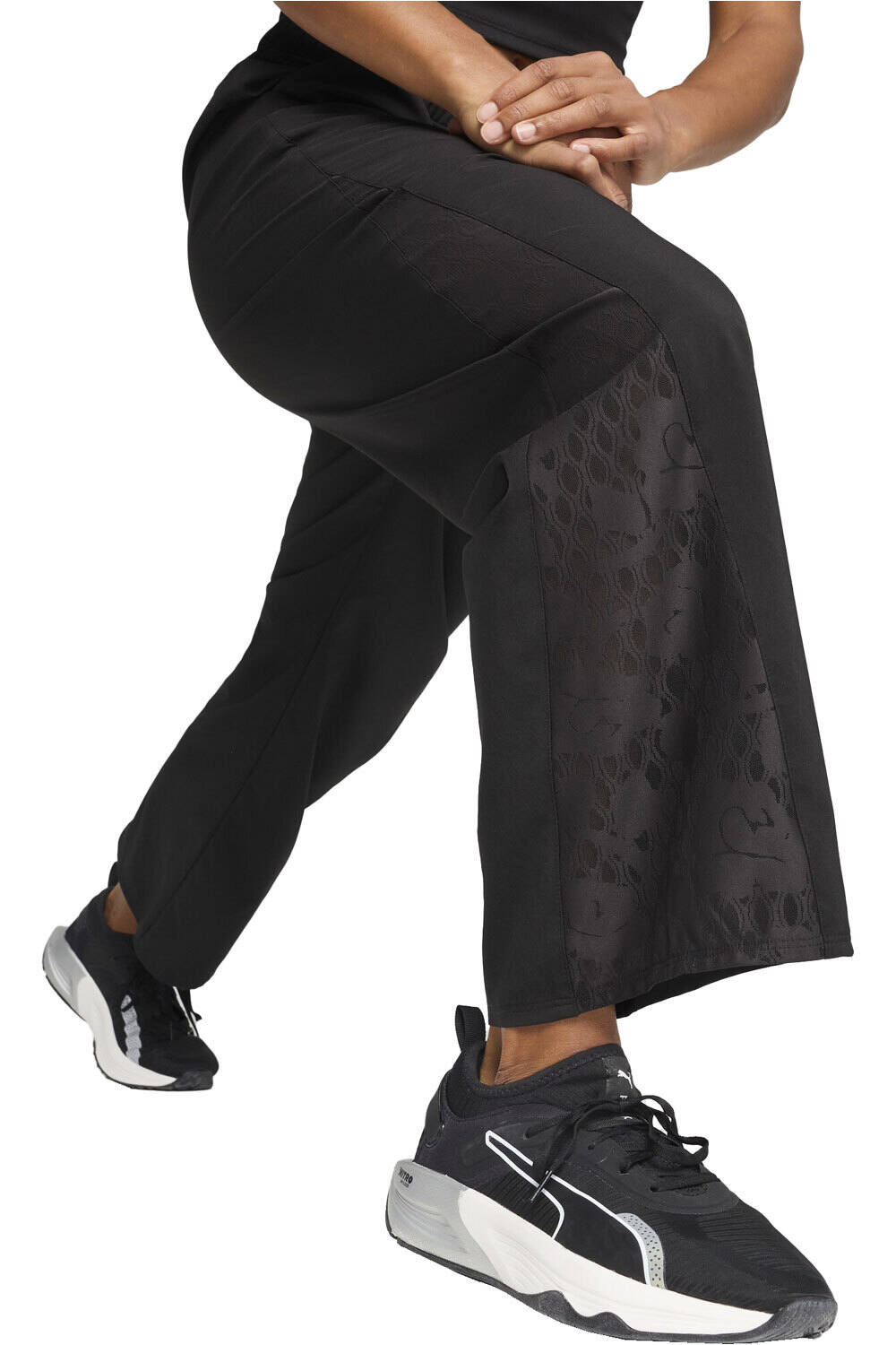 Puma pantalones y mallas largas fitness mujer LACE WOVEN NEGRO vista detalle