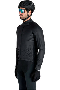 Rh+ cortavientos ciclismo hombre PRIMALOFT NEGRO vista detalle