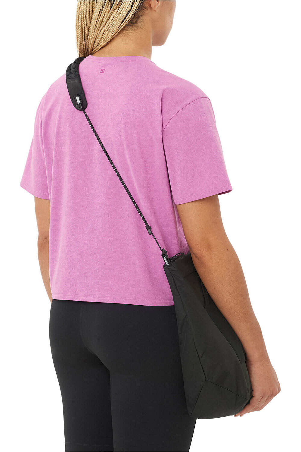 Salomon camiseta montaña manga corta mujer TRACKLINE ROSA vista trasera