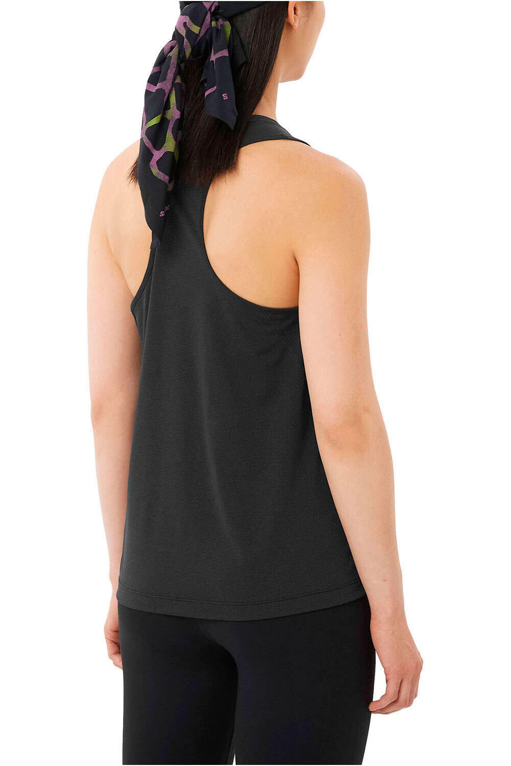 Salomon camiseta tirantes running SHKOUT CORE GFX NEGRO vista trasera