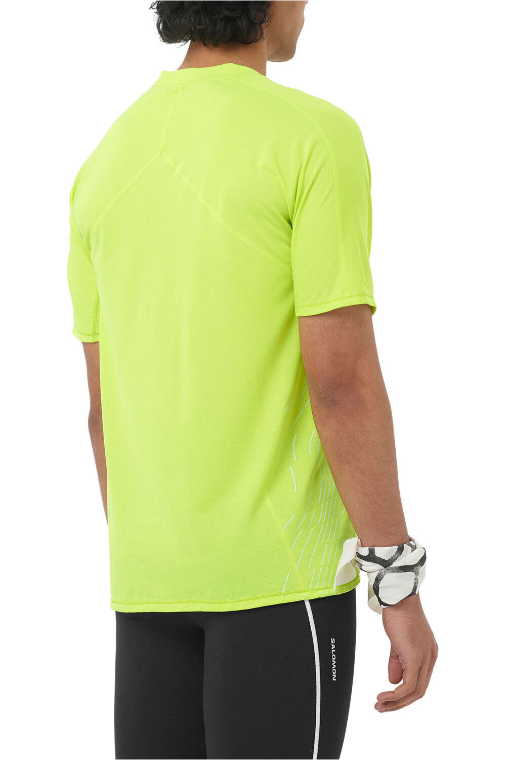 Salomon camisetas trail running manga corta hombre SENSE AERO GFX VERDE vista trasera