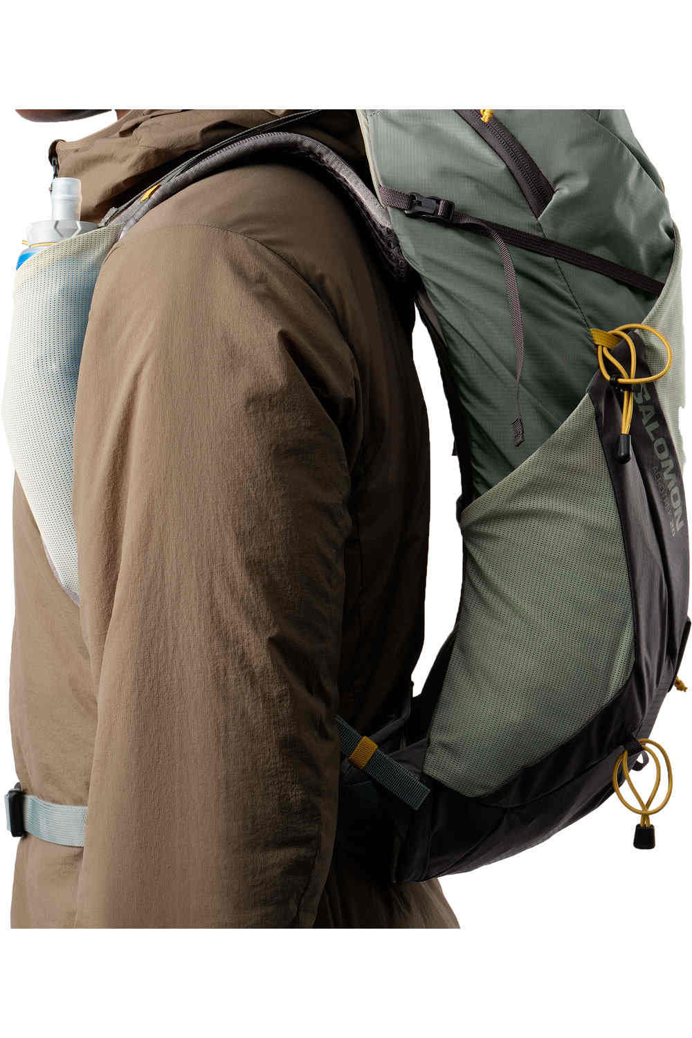 Salomon mochila montaña AEROTREK 20 GRIS 05