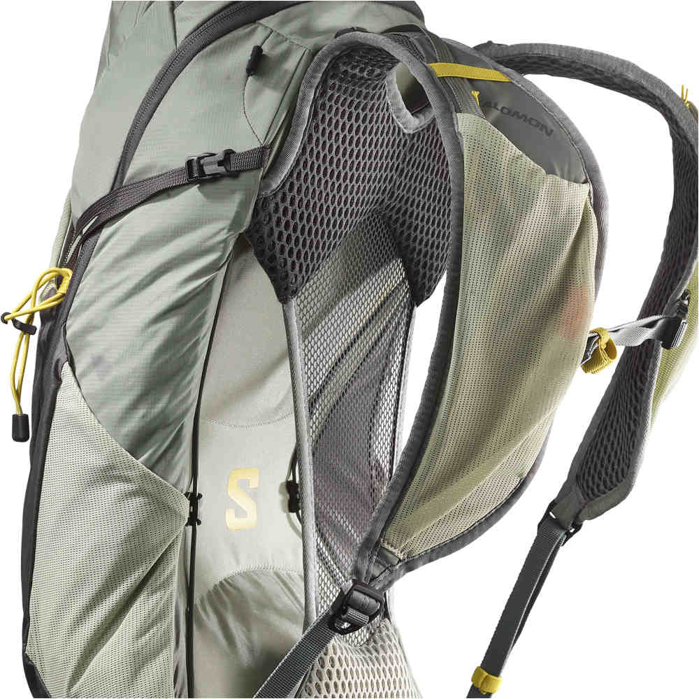 Salomon mochila montaña AEROTREK 20 GRIS 09