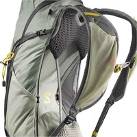 Salomon mochila montaña AEROTREK 20 GRIS 09