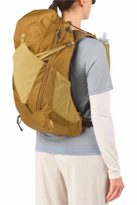 Salomon mochila montaña AEROTREK 20 VERDE 01
