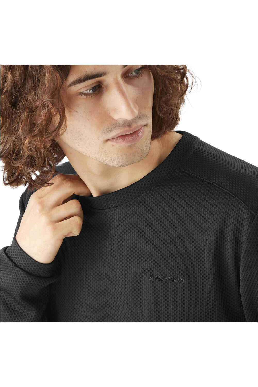 Salomon Sudaderas Montaña Hombre MOTOMESH CREWNECK NEGRO vista detalle