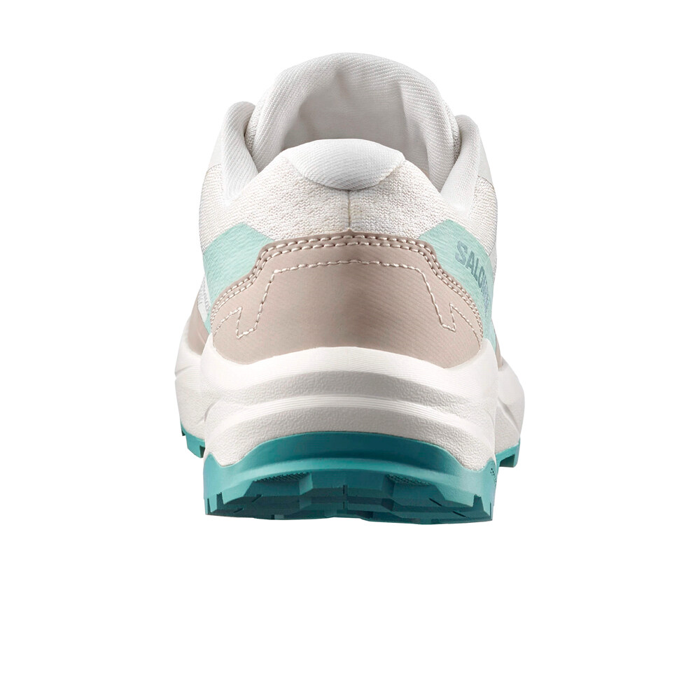 Salomon zapatilla trekking mujer OUTSCAPE  vista trasera