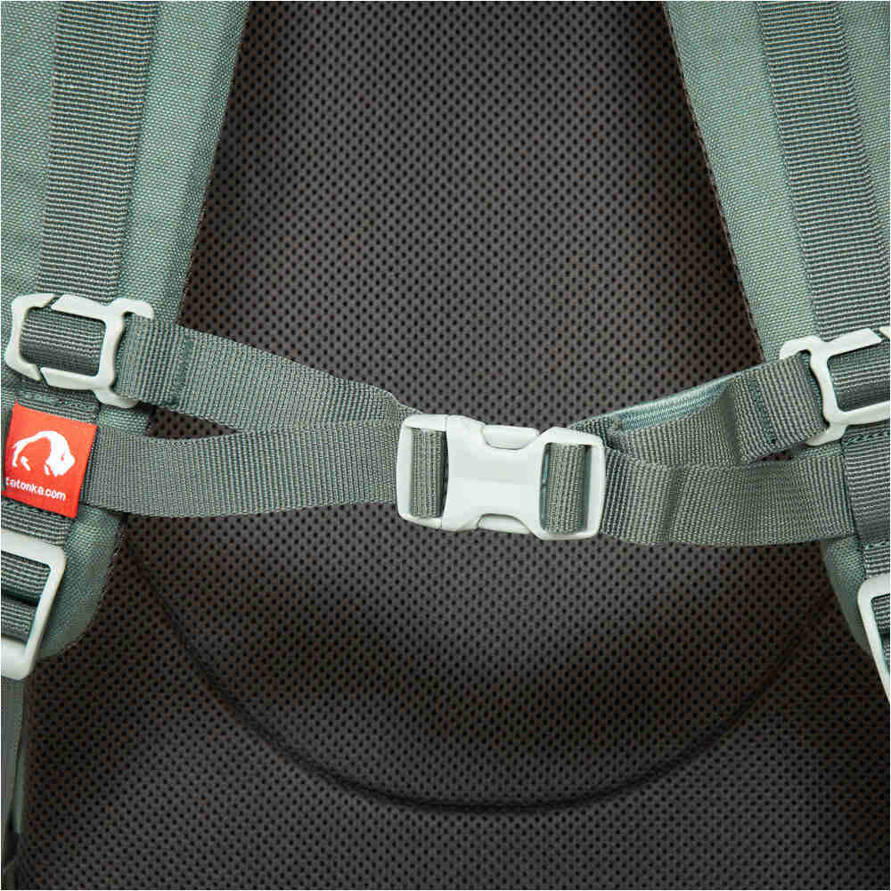 Tatonka mochila montaña GRIP ROLLTOP PACK 34 KAPOK VERDE 07
