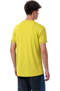 Ternua camisa montaña manga corta hombre SLUM AMARILLO vista trasera