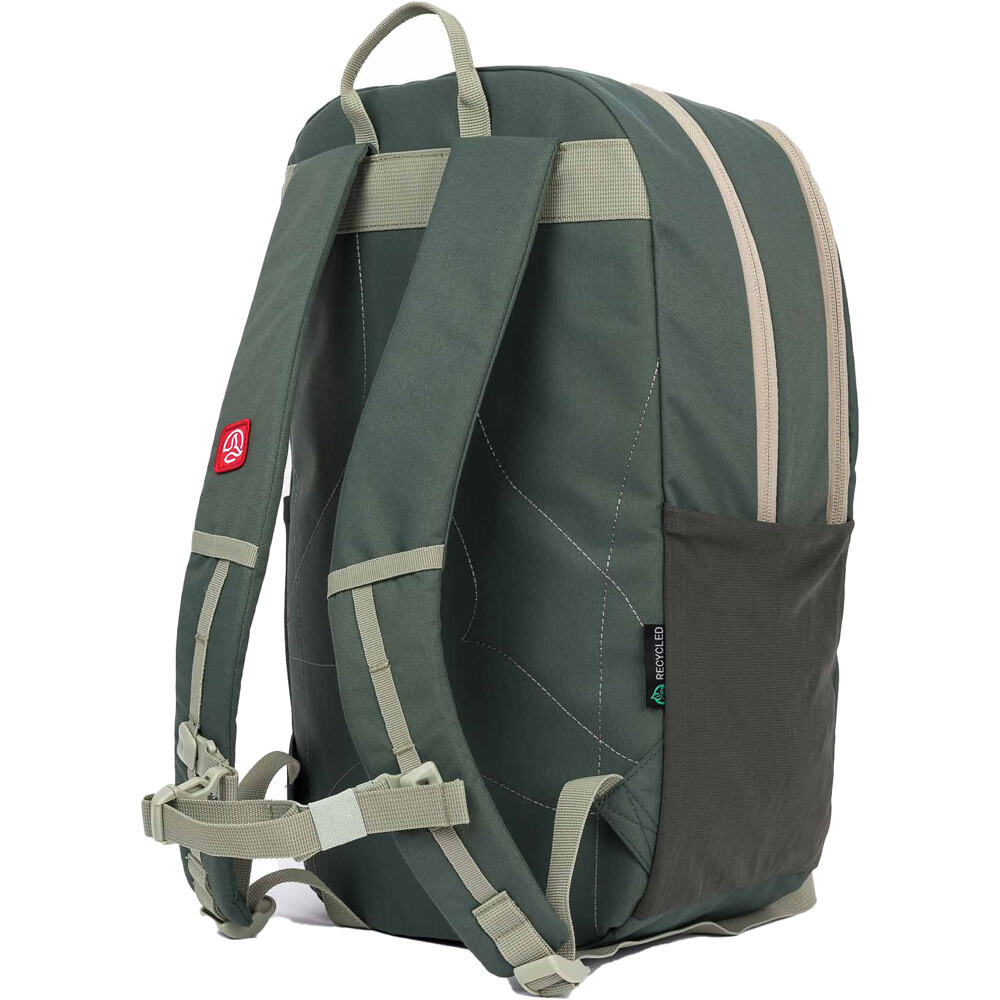 Ternua mochila deporte RED BAY 25 VERDE 01
